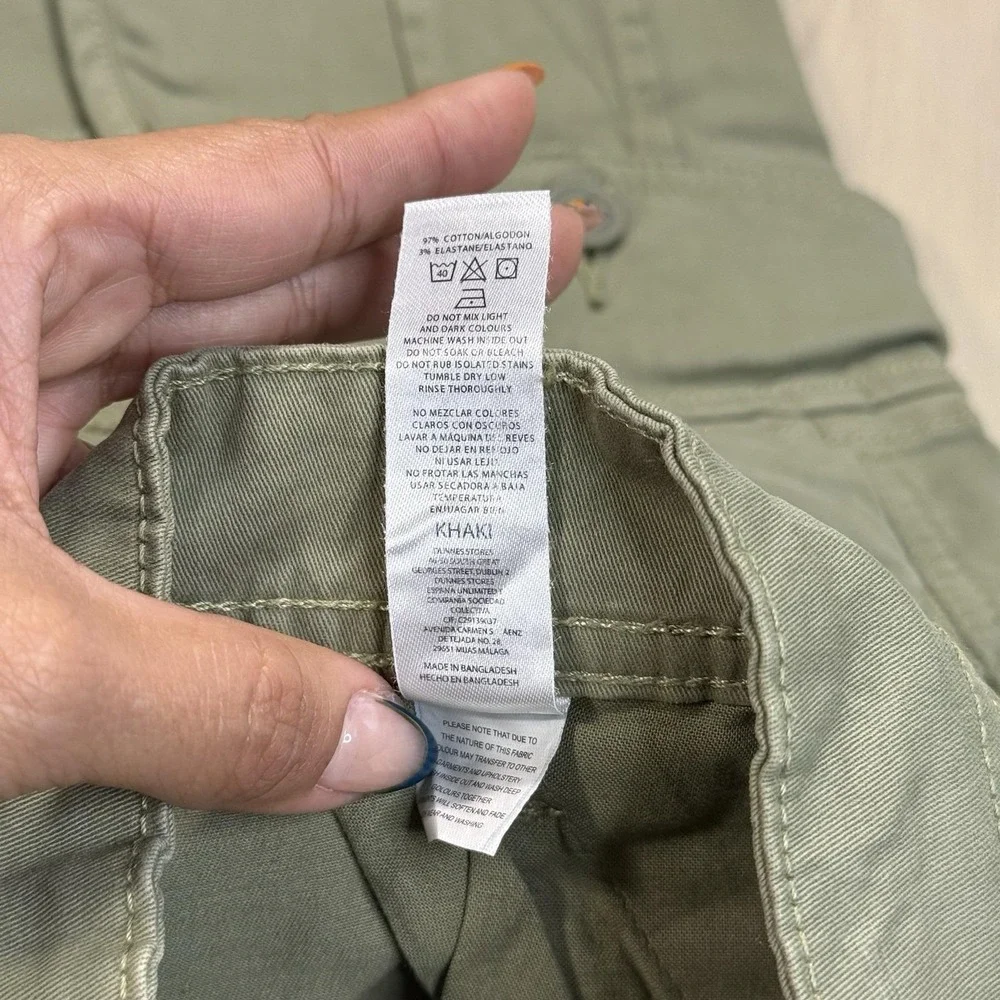Dunnes Stores Men's Cargo Shorts Khaki Green 36 Stretch Utility Pockets NWT‎